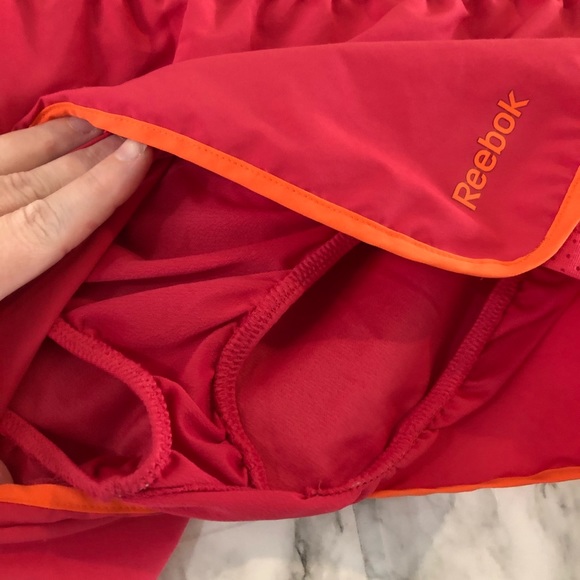 Reebok - Picture 6 of 8